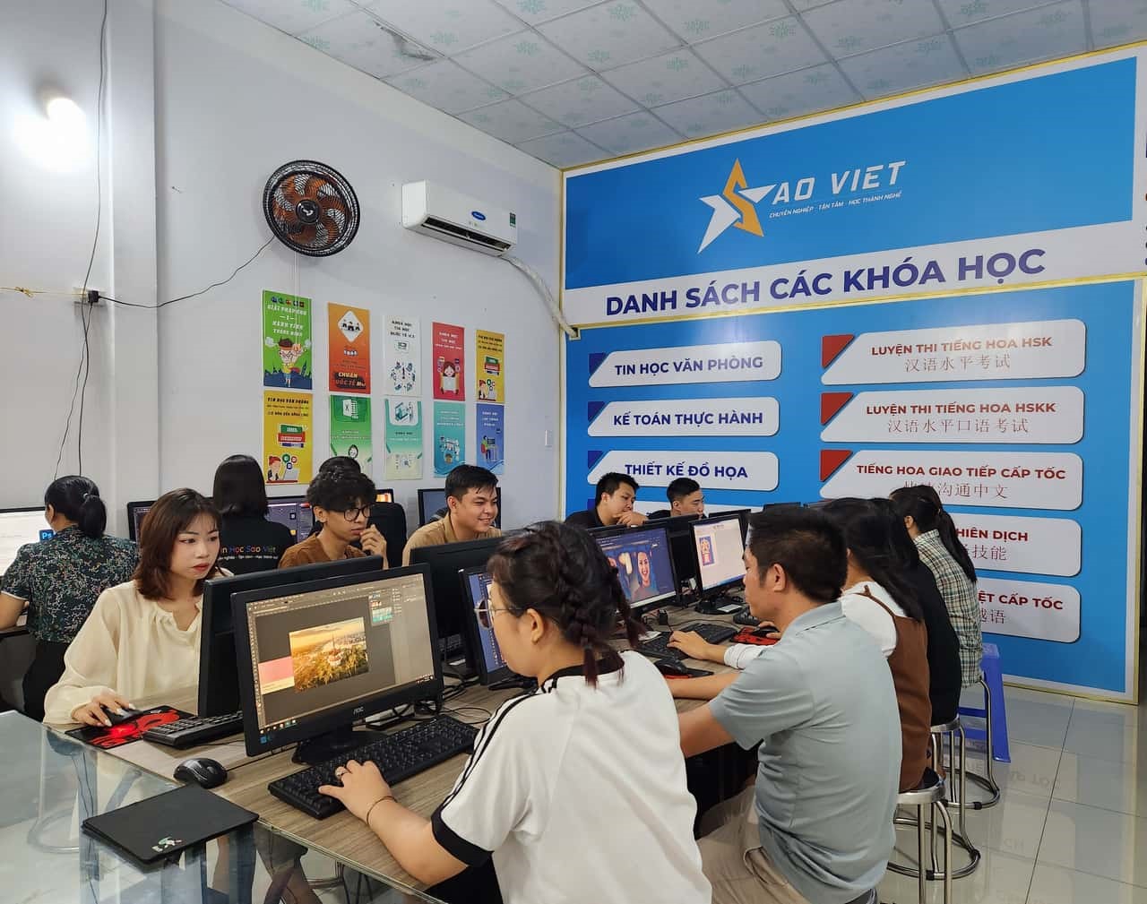 Học Viên Tại Trung Tâm Tin Học Sao Việt Ở Bình Dương