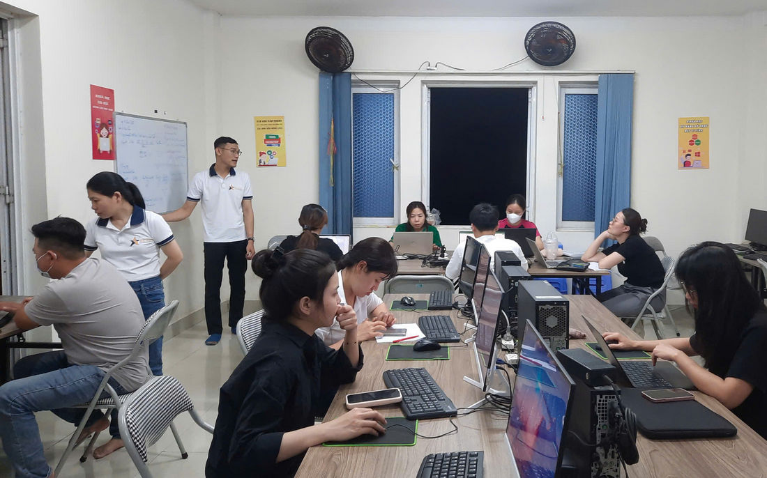 Đối Tượng Học Viên Trong Khóa Học Ứng Dụng AI Trong Digital Marketing