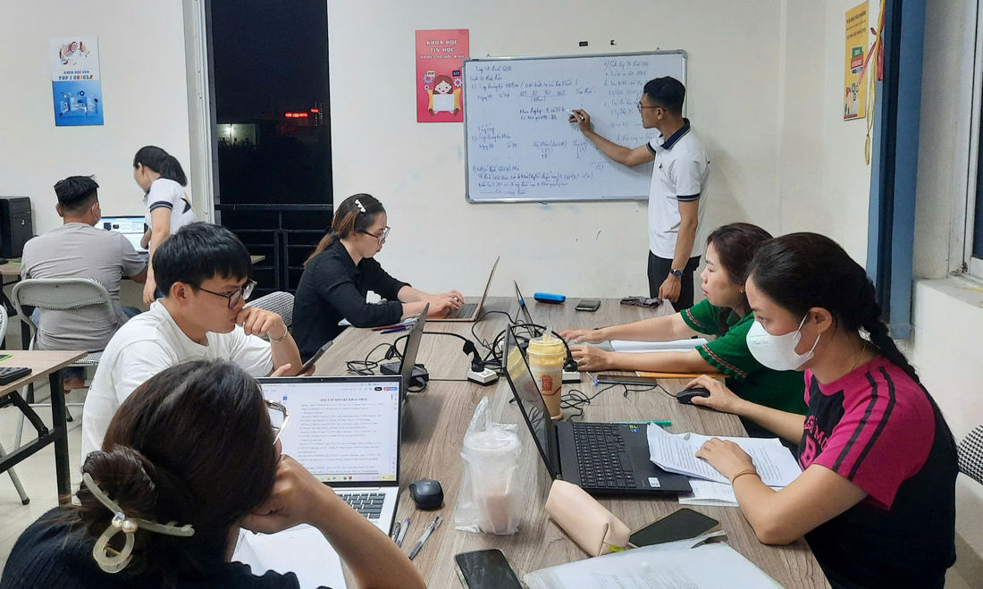 Khóa Học Ứng Dụng AI Trong Kế Toán